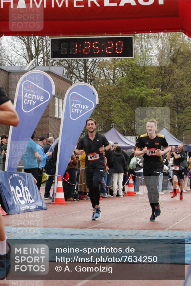 13.04.2025 - Hammer Lauf A. Gomolzig http://msf.ph/oto/7634250 13.04.2025 12:25:19 Ziel 109, 313, 693, 704, 1049 meine-sportfotos.de