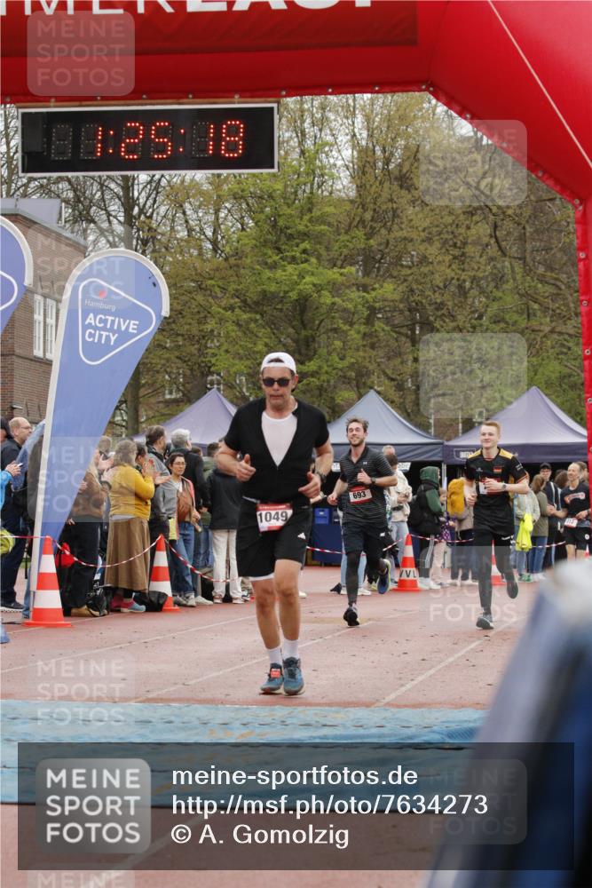 13.04.2025 - Hammer Lauf A. Gomolzig http://msf.ph/oto/7634273 13.04.2025 12:25:16 Ziel 109, 670, 693, 704, 1049 meine-sportfotos.de