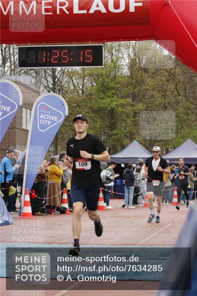 13.04.2025 - Hammer Lauf A. Gomolzig http://msf.ph/oto/7634285 13.04.2025 12:25:14 Ziel 109, 670, 693, 704, 1049 meine-sportfotos.de