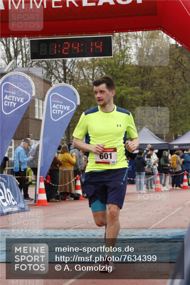 13.04.2025 - Hammer Lauf A. Gomolzig http://msf.ph/oto/7634399 13.04.2025 12:24:12 Ziel 601 meine-sportfotos.de