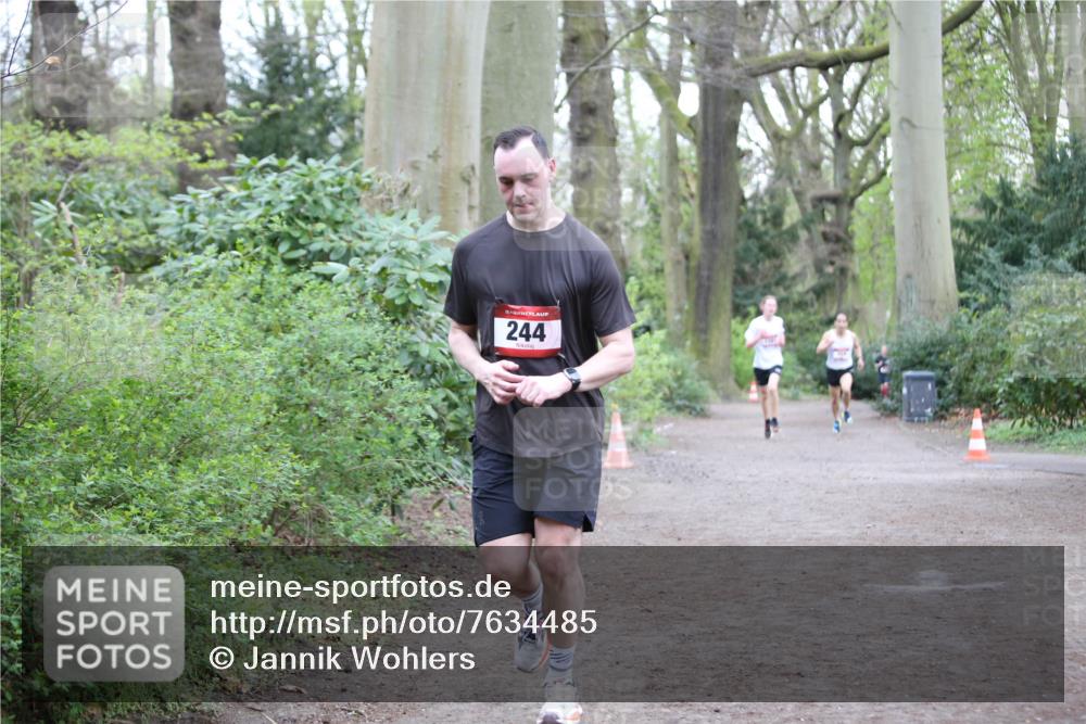 13.04.2025 - Hammer Lauf Jannik Wohlers http://msf.ph/oto/7634485 13.04.2025 12:32:24 Laufen 15, 244 meine-sportfotos.de