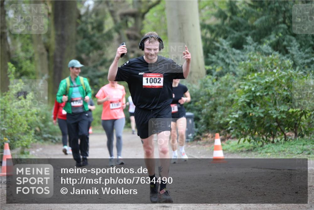 13.04.2025 - Hammer Lauf Jannik Wohlers http://msf.ph/oto/7634490 13.04.2025 12:50:52 Laufen 7910, 1195, 15, 1002 meine-sportfotos.de