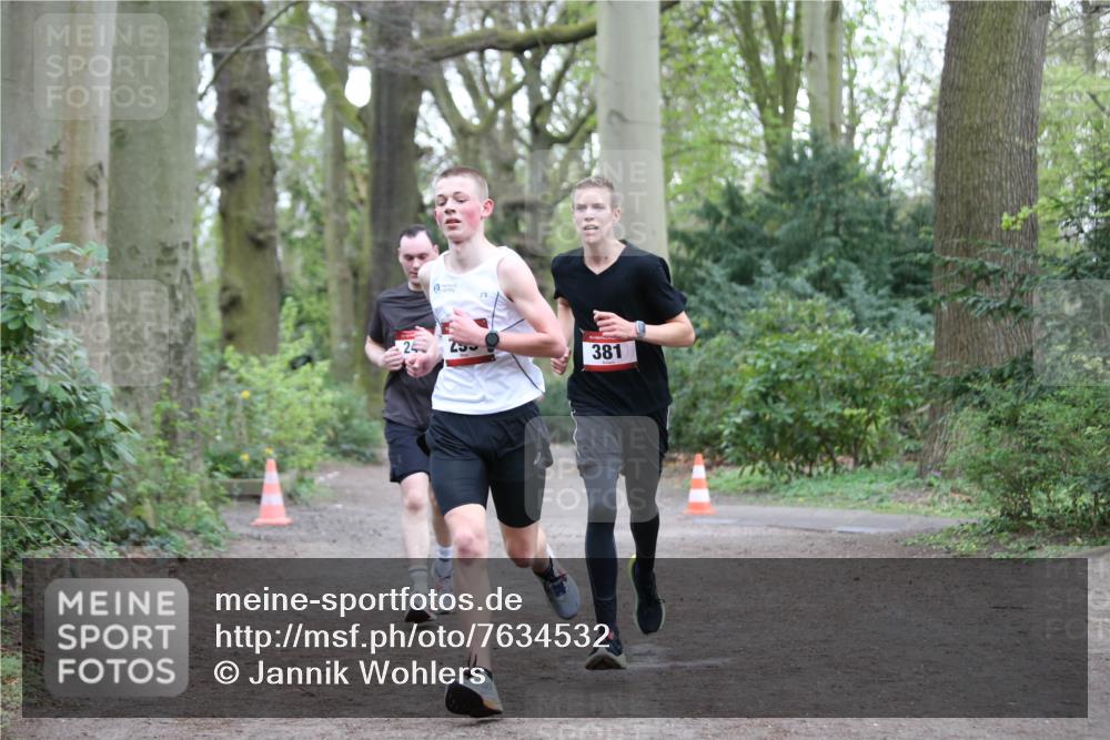 13.04.2025 - Hammer Lauf Jannik Wohlers http://msf.ph/oto/7634532 13.04.2025 12:32:22 Laufen 381 meine-sportfotos.de