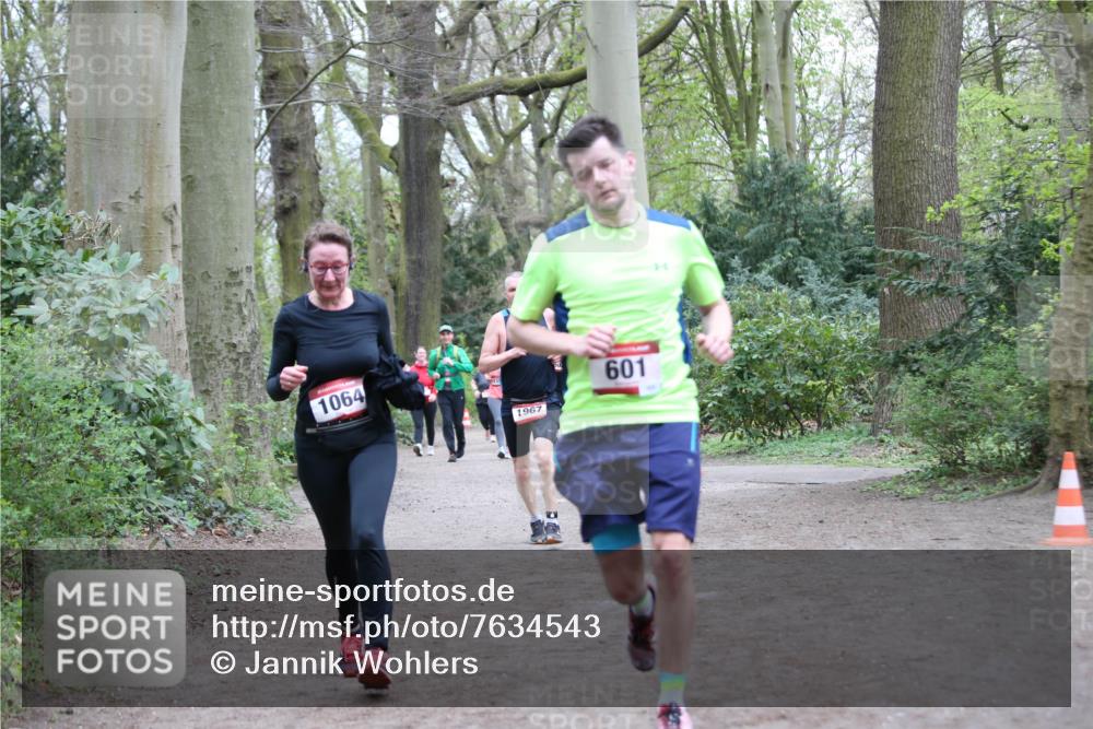 13.04.2025 - Hammer Lauf Jannik Wohlers http://msf.ph/oto/7634543 13.04.2025 12:50:49 Laufen 1064, 1967, 601 meine-sportfotos.de