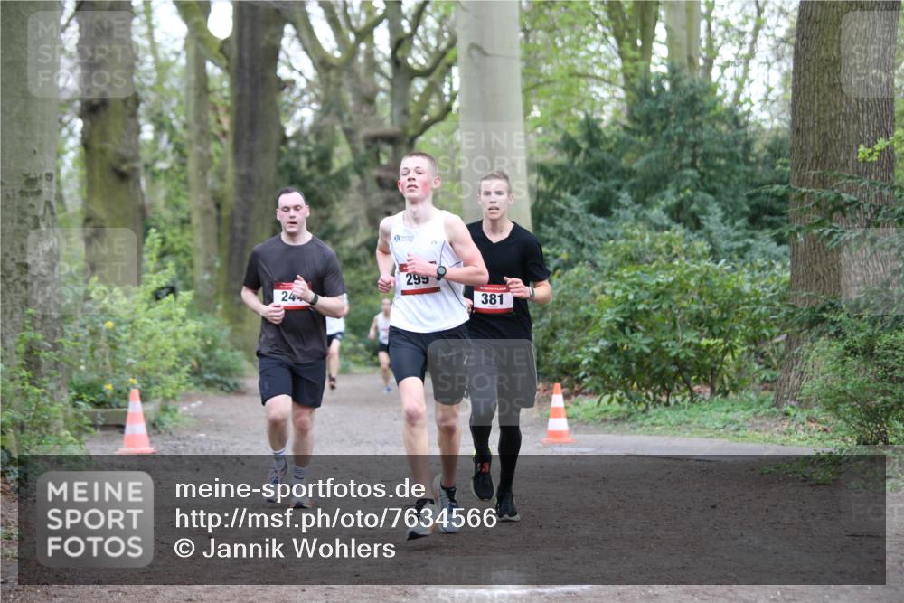 13.04.2025 - Hammer Lauf Jannik Wohlers http://msf.ph/oto/7634566 13.04.2025 12:32:21 Laufen 24, 299, 381 meine-sportfotos.de