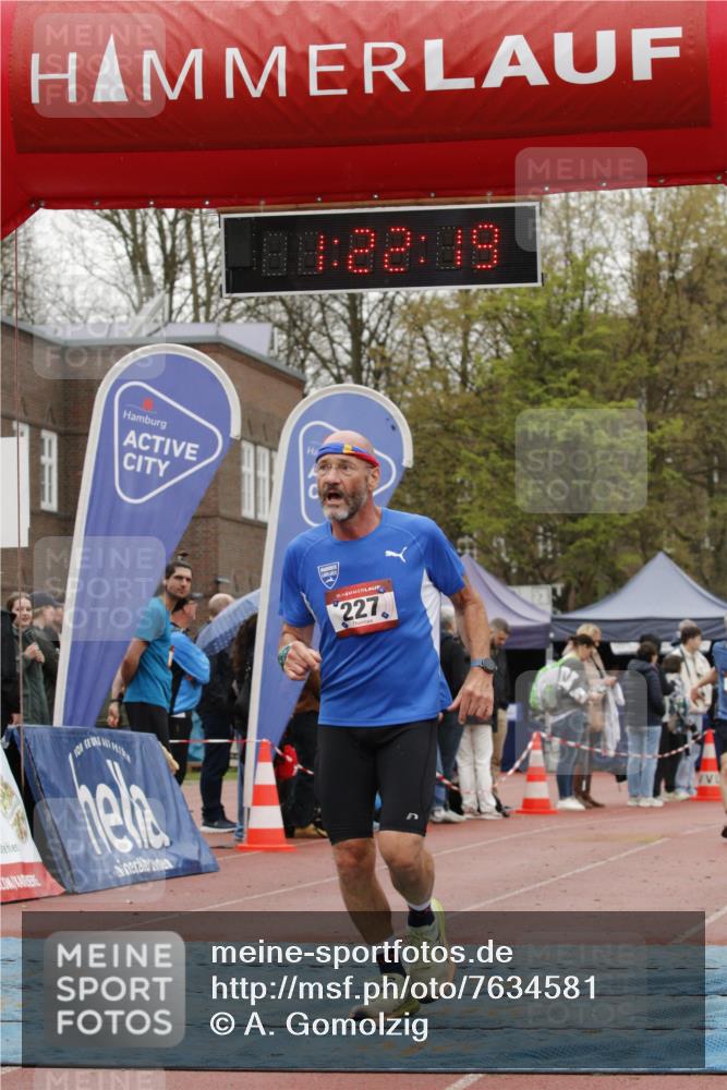 13.04.2025 - Hammer Lauf A. Gomolzig http://msf.ph/oto/7634581 13.04.2025 12:22:18 Ziel 227, 251, 1783 meine-sportfotos.de