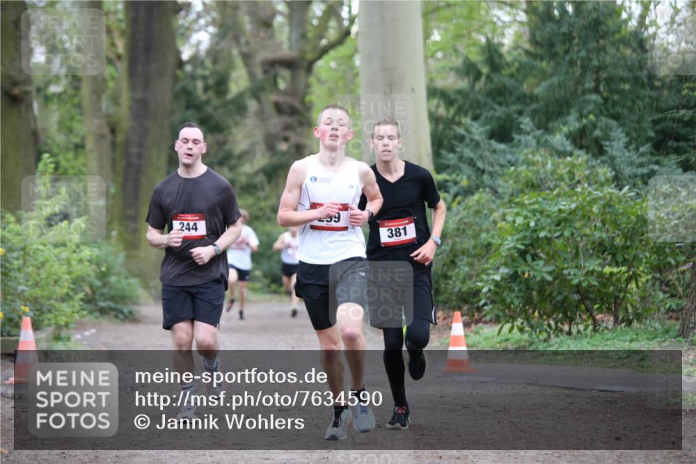 13.04.2025 - Hammer Lauf Jannik Wohlers http://msf.ph/oto/7634590 13.04.2025 12:32:21 Laufen 244, 381 meine-sportfotos.de