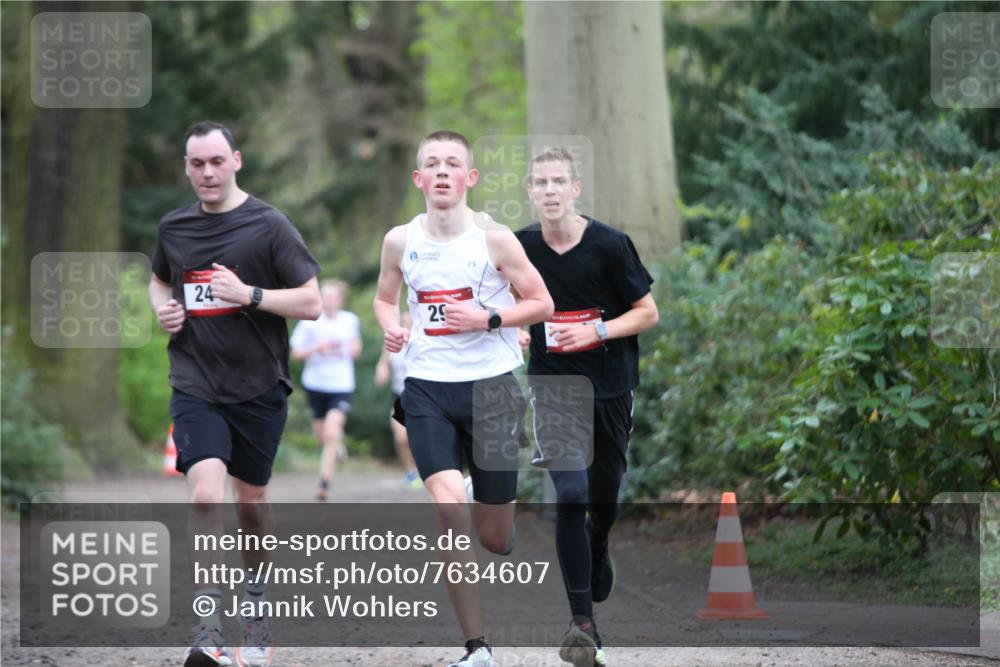 13.04.2025 - Hammer Lauf Jannik Wohlers http://msf.ph/oto/7634607 13.04.2025 12:32:20 Laufen 24, 25 meine-sportfotos.de