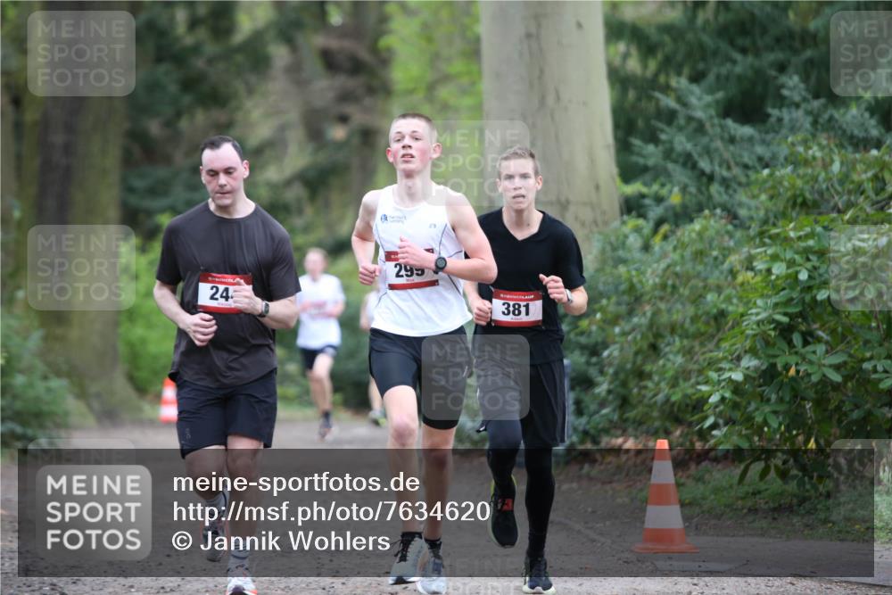 13.04.2025 - Hammer Lauf Jannik Wohlers http://msf.ph/oto/7634620 13.04.2025 12:32:20 Laufen 15, 24, 295, 381 meine-sportfotos.de