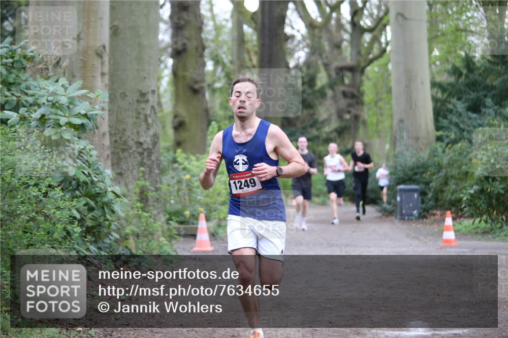 13.04.2025 - Hammer Lauf Jannik Wohlers http://msf.ph/oto/7634655 13.04.2025 12:32:16 Laufen 1249 meine-sportfotos.de