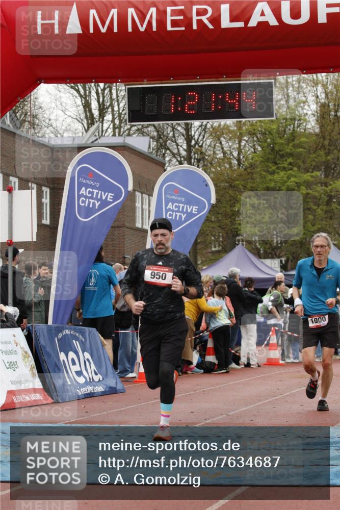 13.04.2025 - Hammer Lauf A. Gomolzig http://msf.ph/oto/7634687 13.04.2025 12:21:43 Ziel 950, 1819, 1900 meine-sportfotos.de
