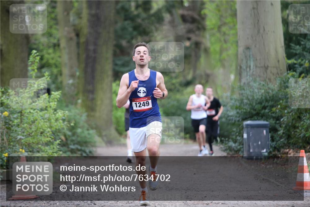 13.04.2025 - Hammer Lauf Jannik Wohlers http://msf.ph/oto/7634702 13.04.2025 12:32:14 Laufen 1249 meine-sportfotos.de