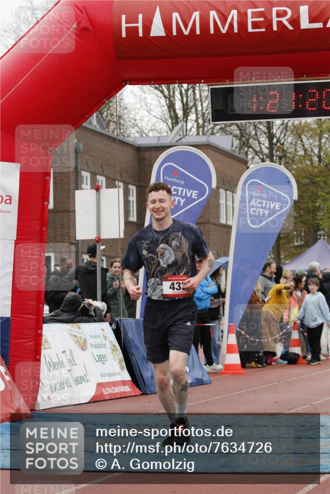 13.04.2025 - Hammer Lauf A. Gomolzig http://msf.ph/oto/7634726 13.04.2025 12:21:19 Ziel 433 meine-sportfotos.de