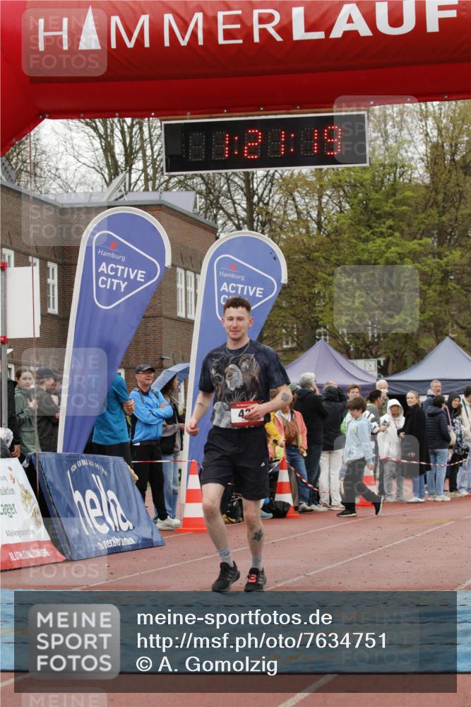 13.04.2025 - Hammer Lauf A. Gomolzig http://msf.ph/oto/7634751 13.04.2025 12:21:18 Ziel 433 meine-sportfotos.de