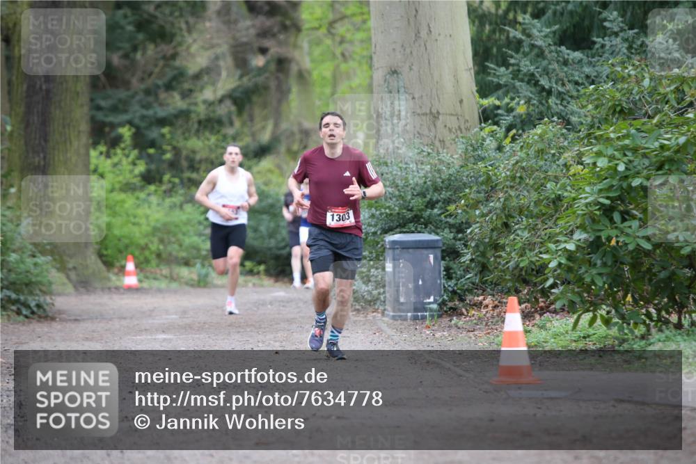 13.04.2025 - Hammer Lauf Jannik Wohlers http://msf.ph/oto/7634778 13.04.2025 12:32:06 Laufen 1303 meine-sportfotos.de
