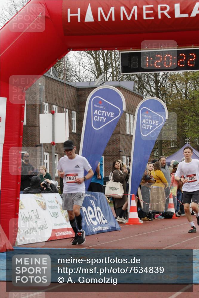13.04.2025 - Hammer Lauf A. Gomolzig http://msf.ph/oto/7634839 13.04.2025 12:20:20 Ziel 2, 17, 468, 1937 meine-sportfotos.de