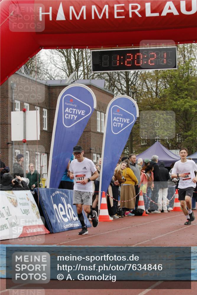 13.04.2025 - Hammer Lauf A. Gomolzig http://msf.ph/oto/7634846 13.04.2025 12:20:20 Ziel 2, 17, 468, 1937 meine-sportfotos.de