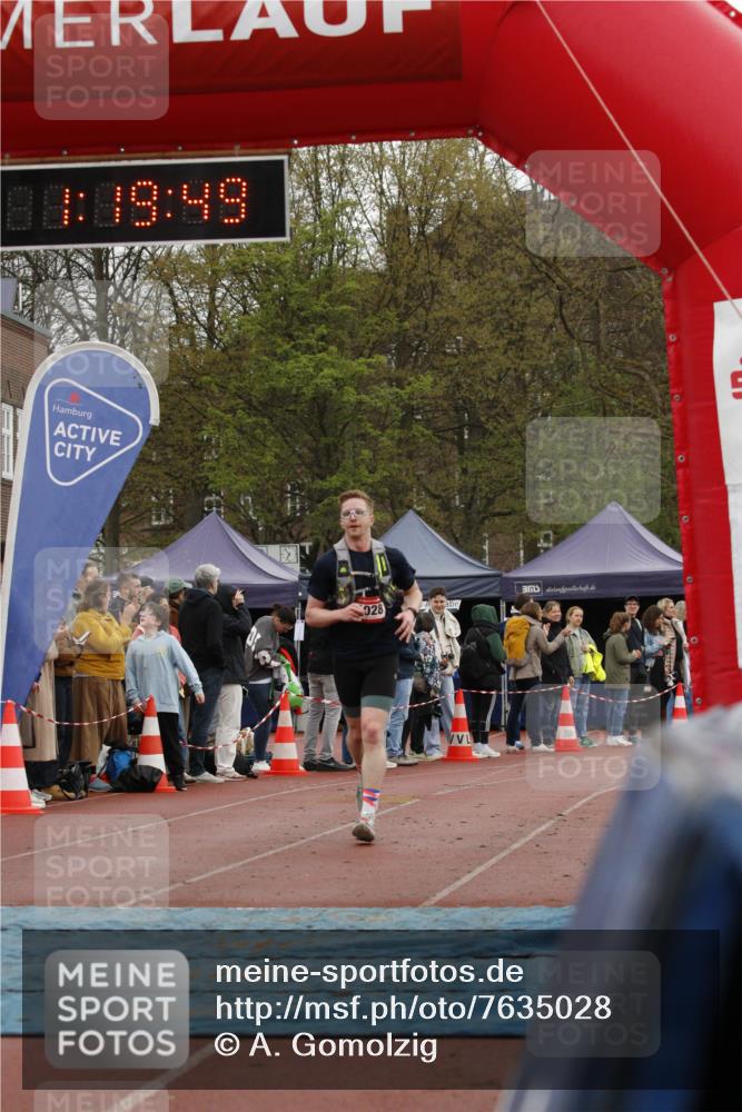 13.04.2025 - Hammer Lauf A. Gomolzig http://msf.ph/oto/7635028 13.04.2025 12:19:47 Ziel 1028 meine-sportfotos.de