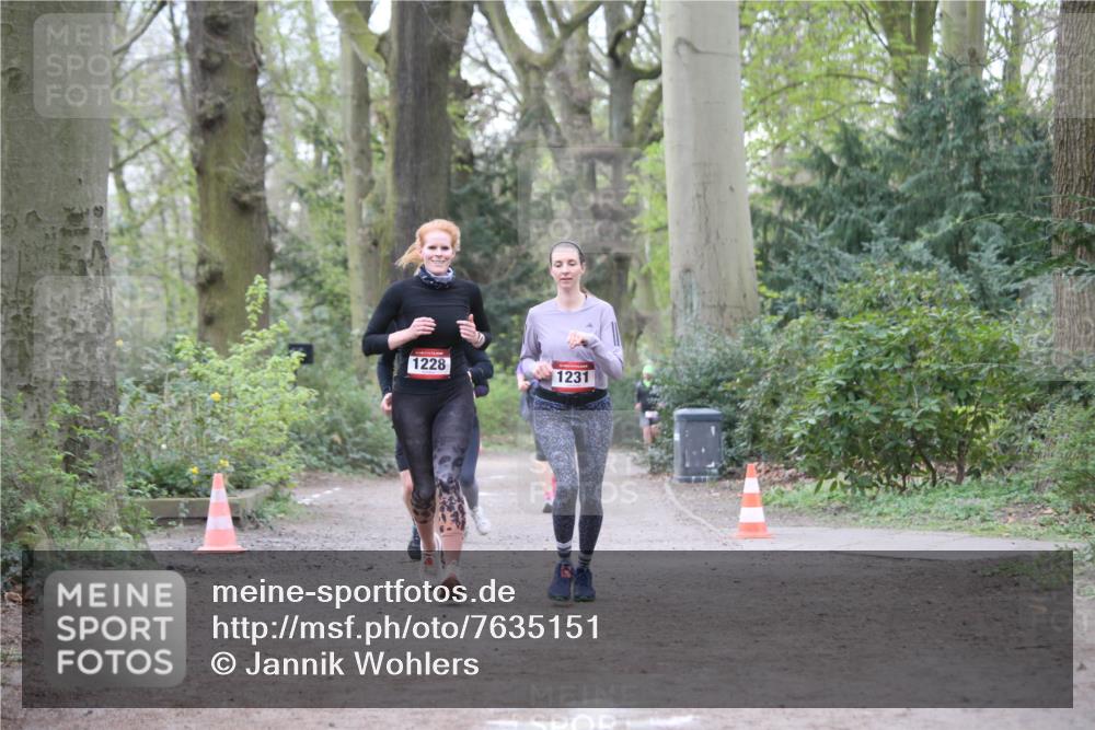 13.04.2025 - Hammer Lauf Jannik Wohlers http://msf.ph/oto/7635151 13.04.2025 10:15:43 Laufen 1228, 1231 meine-sportfotos.de