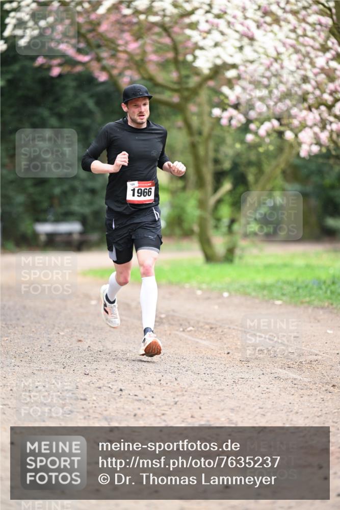 13.04.2025 - Hammer Lauf Dr. Thomas Lammeyer http://msf.ph/oto/7635237 13.04.2025 10:04:16 Laufen 120, 1966 meine-sportfotos.de