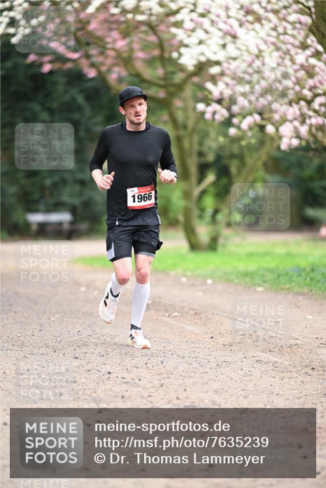 13.04.2025 - Hammer Lauf Dr. Thomas Lammeyer http://msf.ph/oto/7635239 13.04.2025 10:04:16 Laufen 120, 1966 meine-sportfotos.de
