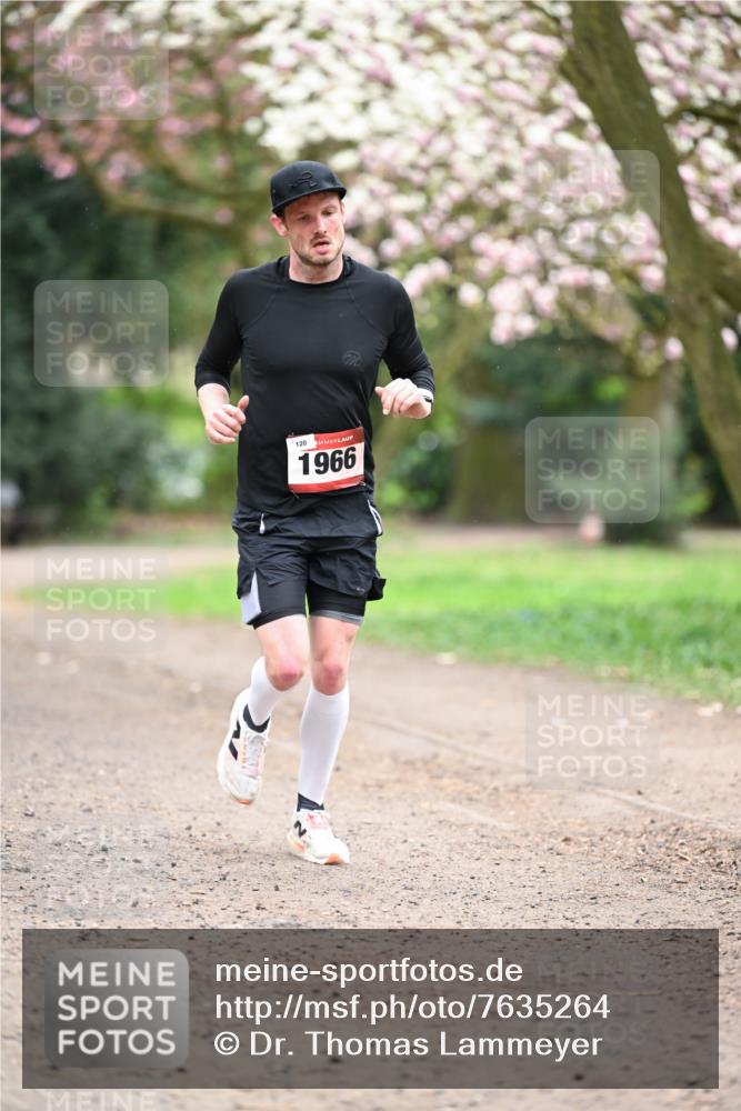 13.04.2025 - Hammer Lauf Dr. Thomas Lammeyer http://msf.ph/oto/7635264 13.04.2025 10:04:17 Laufen 120, 1966 meine-sportfotos.de