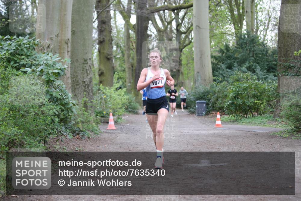 13.04.2025 - Hammer Lauf Jannik Wohlers http://msf.ph/oto/7635340 13.04.2025 12:31:22 Laufen 1971 meine-sportfotos.de