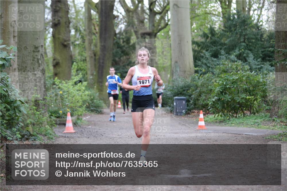 13.04.2025 - Hammer Lauf Jannik Wohlers http://msf.ph/oto/7635365 13.04.2025 12:31:21 Laufen 1971 meine-sportfotos.de