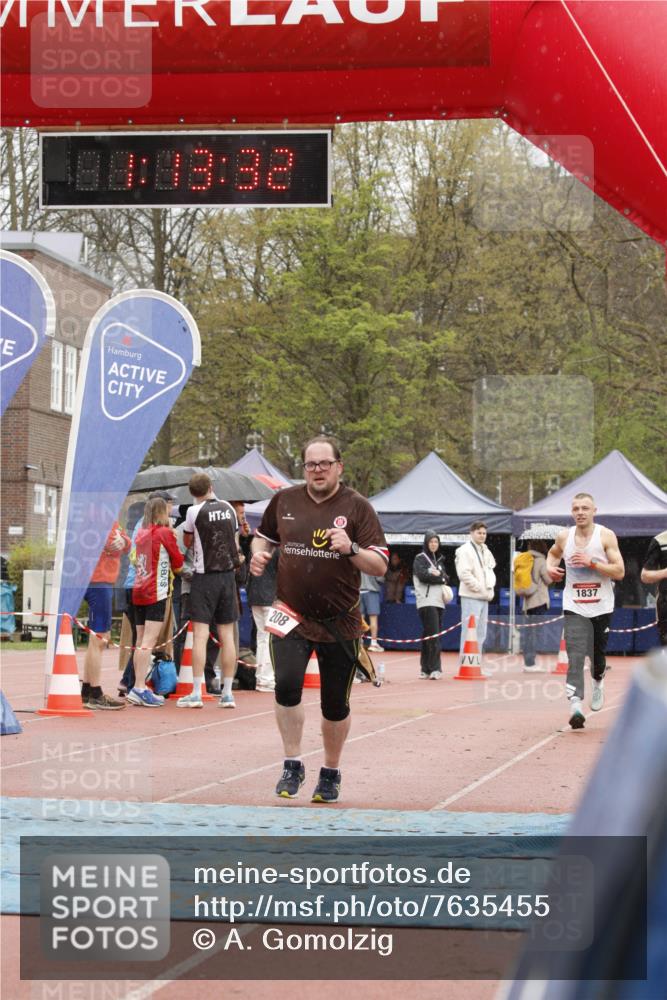 13.04.2025 - Hammer Lauf A. Gomolzig http://msf.ph/oto/7635455 13.04.2025 12:13:30 Ziel 1727, 1837 meine-sportfotos.de