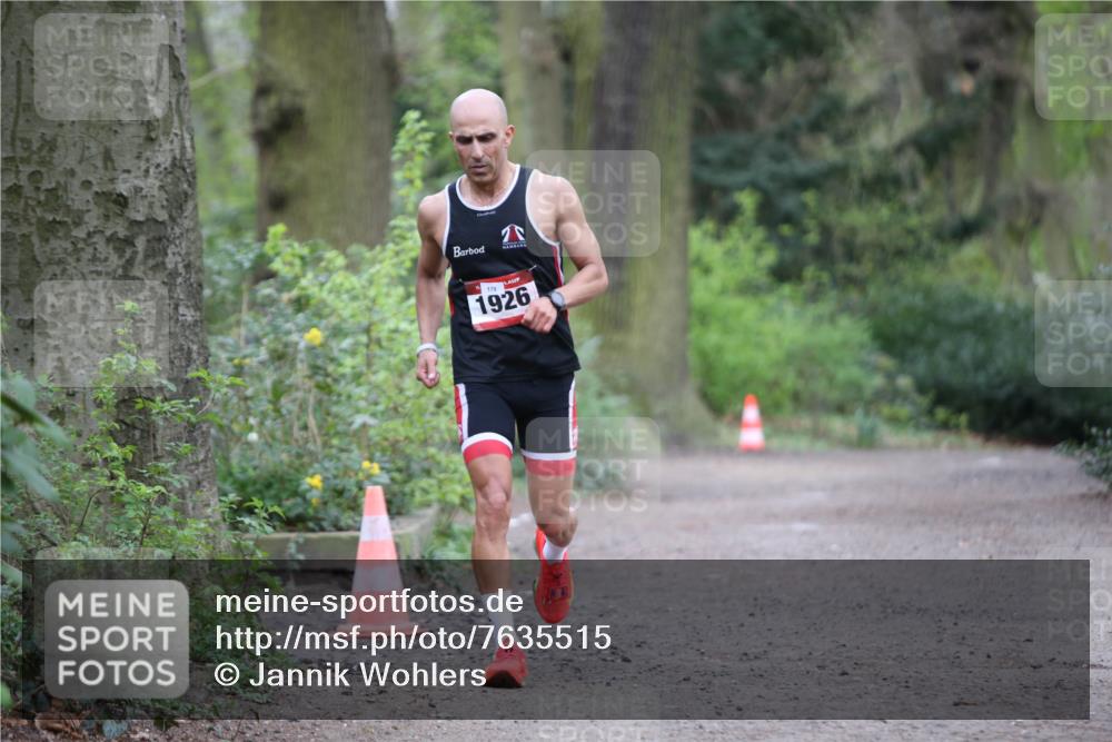 13.04.2025 - Hammer Lauf Jannik Wohlers http://msf.ph/oto/7635515 13.04.2025 12:30:48 Laufen 1926 meine-sportfotos.de