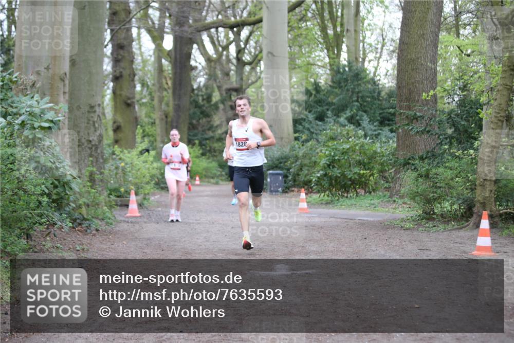 13.04.2025 - Hammer Lauf Jannik Wohlers http://msf.ph/oto/7635593 13.04.2025 12:30:42 Laufen 1828 meine-sportfotos.de
