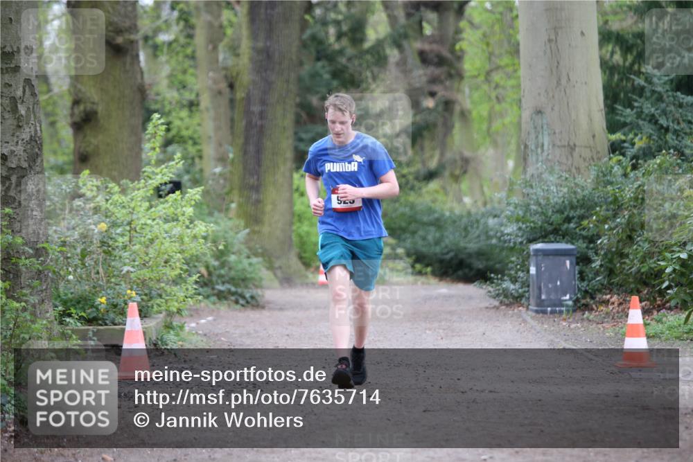 13.04.2025 - Hammer Lauf Jannik Wohlers http://msf.ph/oto/7635714 13.04.2025 12:30:04 Laufen 525 meine-sportfotos.de