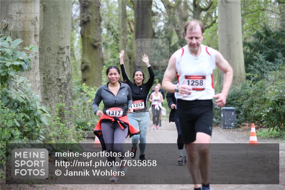 13.04.2025 - Hammer Lauf Jannik Wohlers http://msf.ph/oto/7635858 13.04.2025 12:49:13 Laufen 1317, 1313, 41, 1258 meine-sportfotos.de