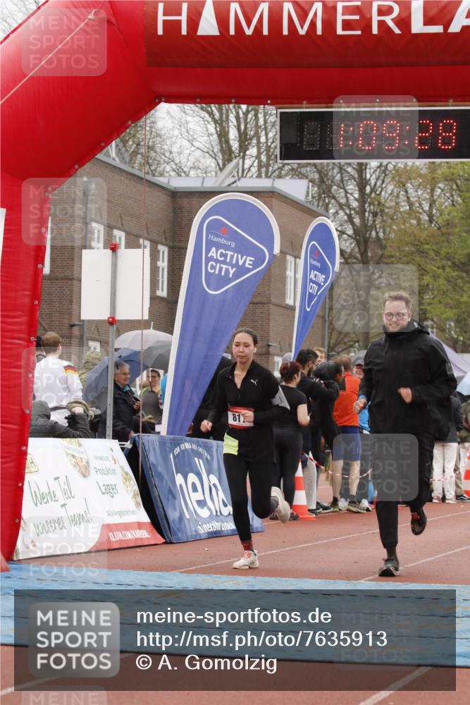 13.04.2025 - Hammer Lauf A. Gomolzig http://msf.ph/oto/7635913 13.04.2025 12:09:27 Ziel 312, 817, 818 meine-sportfotos.de