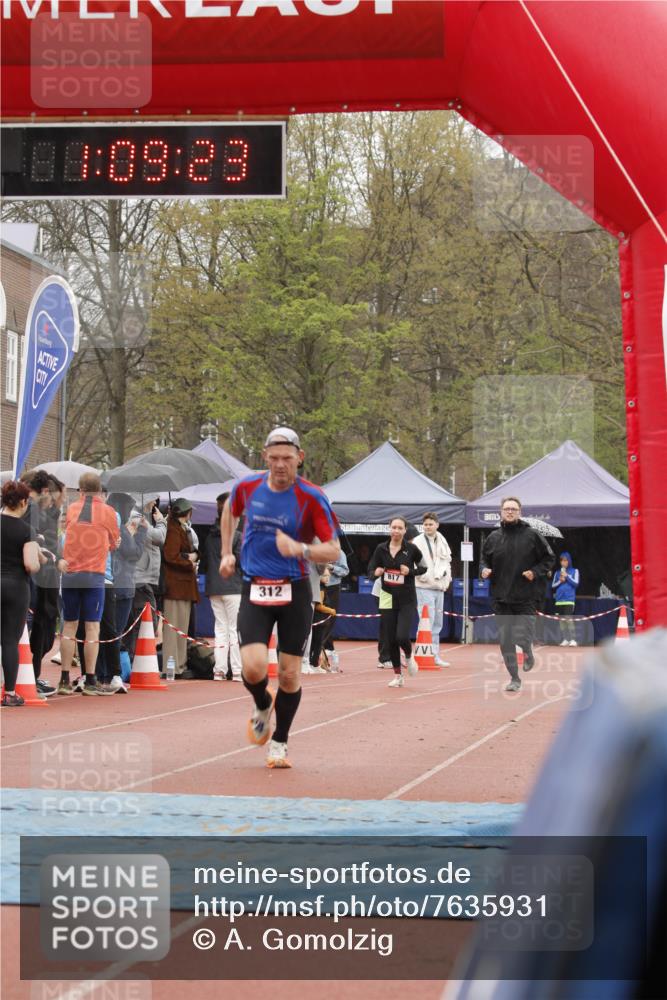 13.04.2025 - Hammer Lauf A. Gomolzig http://msf.ph/oto/7635931 13.04.2025 12:09:21 Ziel 312 meine-sportfotos.de