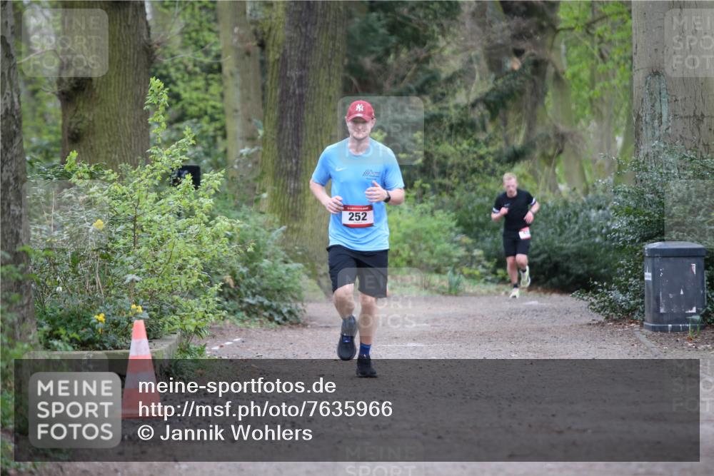 13.04.2025 - Hammer Lauf Jannik Wohlers http://msf.ph/oto/7635966 13.04.2025 12:29:30 Laufen 252 meine-sportfotos.de