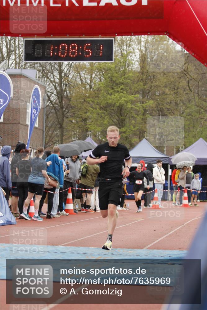 13.04.2025 - Hammer Lauf A. Gomolzig http://msf.ph/oto/7635969 13.04.2025 12:08:49 Ziel 18, 170, 452, 737 meine-sportfotos.de