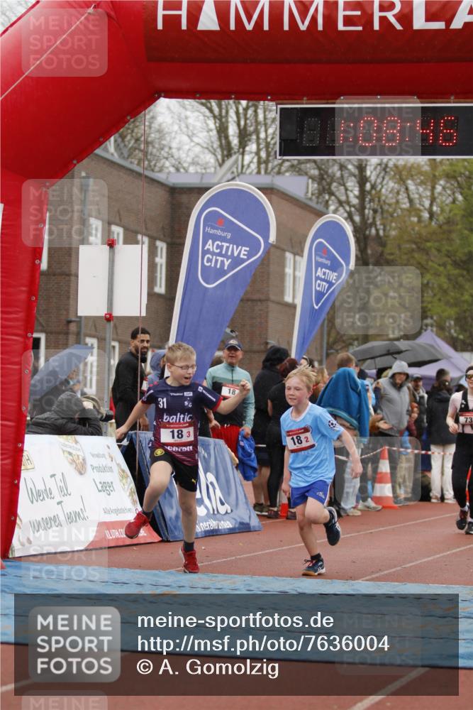 13.04.2025 - Hammer Lauf A. Gomolzig http://msf.ph/oto/7636004 13.04.2025 12:08:44 Ziel 18, 170, 452, 737 meine-sportfotos.de