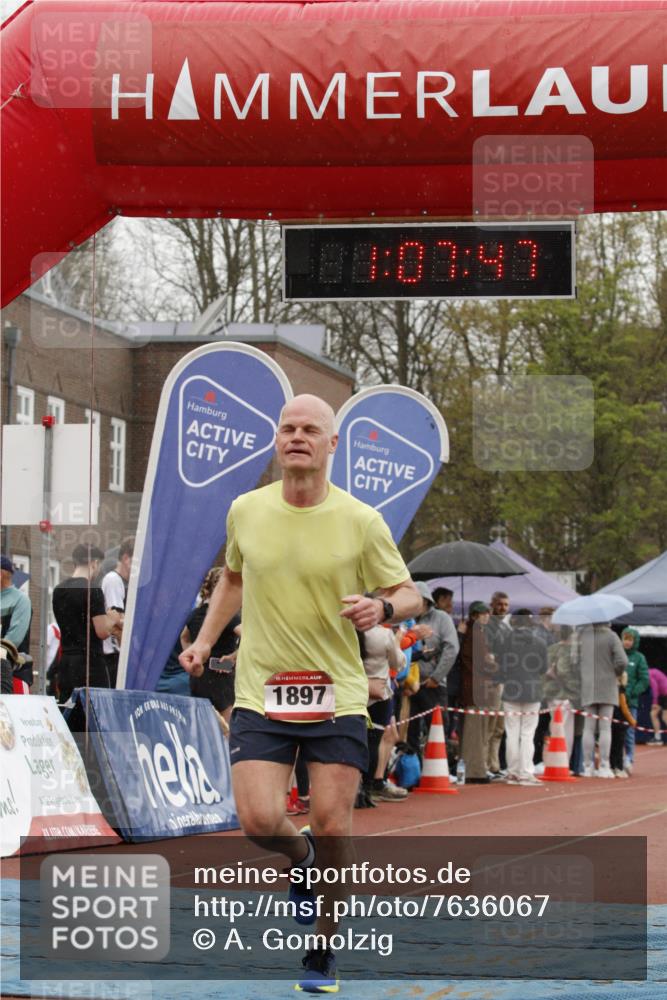 13.04.2025 - Hammer Lauf A. Gomolzig http://msf.ph/oto/7636067 13.04.2025 12:07:45 Ziel 552, 1897, 1958 meine-sportfotos.de
