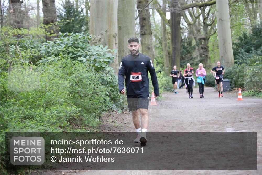 13.04.2025 - Hammer Lauf Jannik Wohlers http://msf.ph/oto/7636071 13.04.2025 12:48:58 Laufen 858 meine-sportfotos.de
