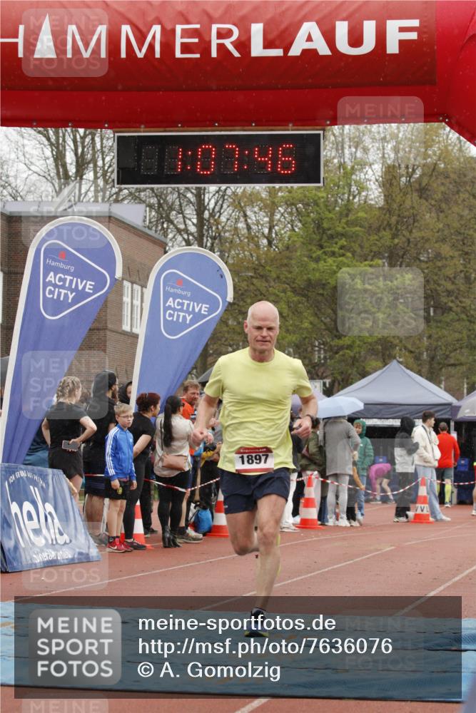 13.04.2025 - Hammer Lauf A. Gomolzig http://msf.ph/oto/7636076 13.04.2025 12:07:45 Ziel 552, 1897, 1958 meine-sportfotos.de