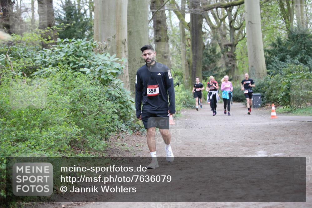 13.04.2025 - Hammer Lauf Jannik Wohlers http://msf.ph/oto/7636079 13.04.2025 12:48:58 Laufen 858 meine-sportfotos.de