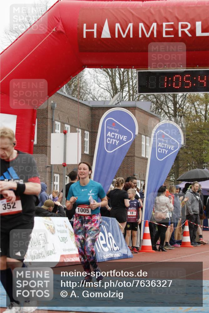 13.04.2025 - Hammer Lauf A. Gomolzig http://msf.ph/oto/7636327 13.04.2025 12:05:47 Ziel 566, 669, 1946, 1947 meine-sportfotos.de