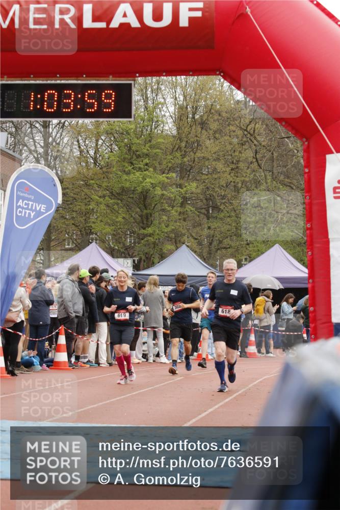 13.04.2025 - Hammer Lauf A. Gomolzig http://msf.ph/oto/7636591 13.04.2025 12:03:58 Ziel 302, 923 meine-sportfotos.de
