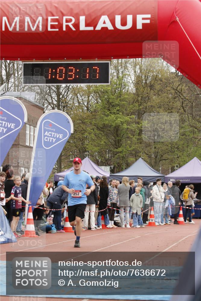 13.04.2025 - Hammer Lauf A. Gomolzig http://msf.ph/oto/7636672 13.04.2025 12:03:15 Ziel 252 meine-sportfotos.de