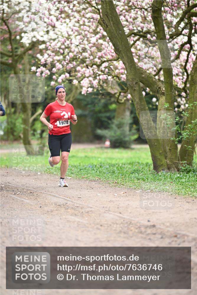 13.04.2025 - Hammer Lauf Dr. Thomas Lammeyer http://msf.ph/oto/7636746 13.04.2025 10:05:58 Laufen 1978 meine-sportfotos.de