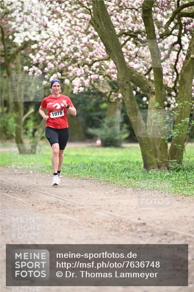 13.04.2025 - Hammer Lauf Dr. Thomas Lammeyer http://msf.ph/oto/7636748 13.04.2025 10:05:58 Laufen 1978 meine-sportfotos.de