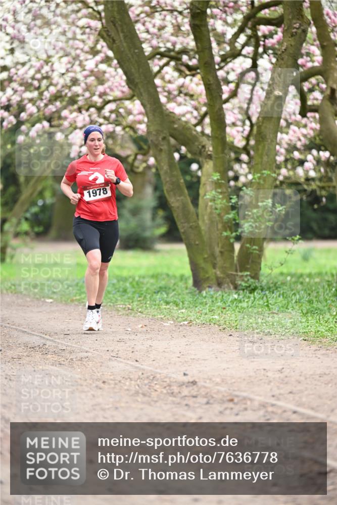 13.04.2025 - Hammer Lauf Dr. Thomas Lammeyer http://msf.ph/oto/7636778 13.04.2025 10:05:59 Laufen 1978 meine-sportfotos.de