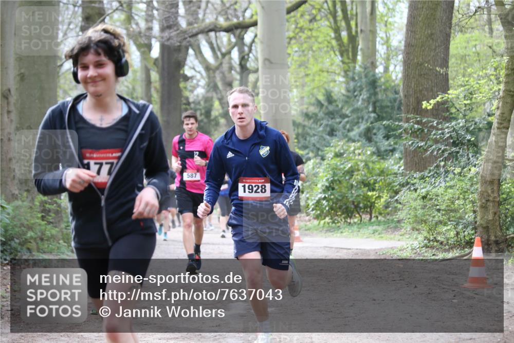 13.04.2025 - Hammer Lauf Jannik Wohlers http://msf.ph/oto/7637043 13.04.2025 10:12:07 Laufen 77, 587, 15, 1928 meine-sportfotos.de
