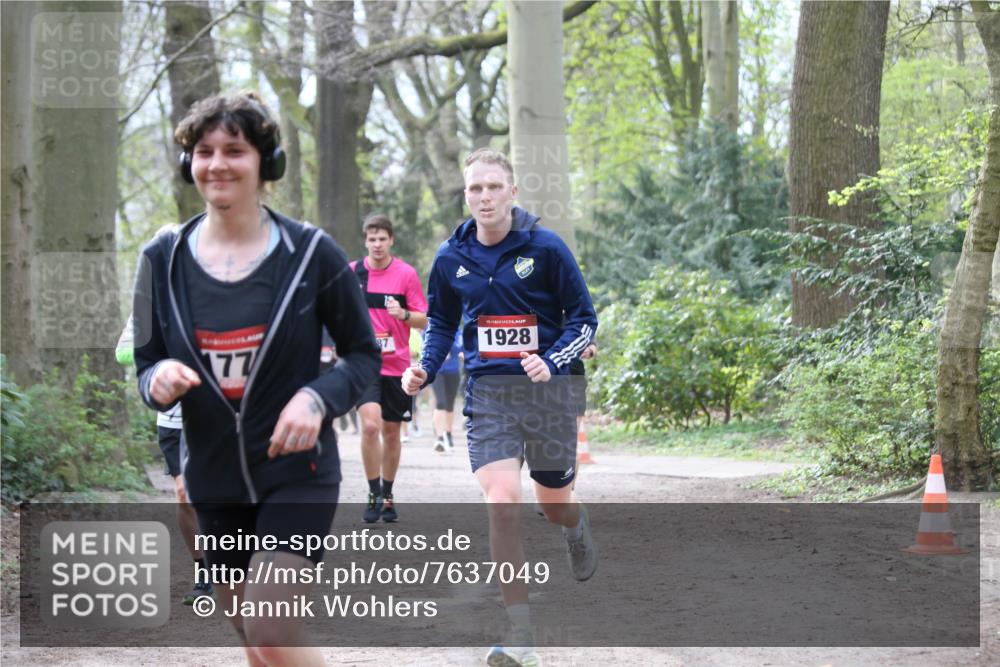 13.04.2025 - Hammer Lauf Jannik Wohlers http://msf.ph/oto/7637049 13.04.2025 10:12:07 Laufen 177, 87, 15, 1928 meine-sportfotos.de